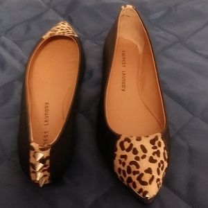 NWOT never worn Chinese laundry embellished flats